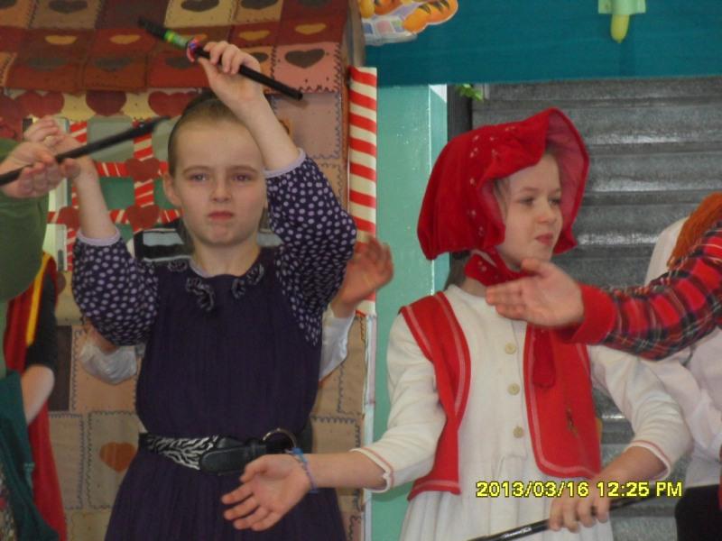 16 III 2013_PRZEDSTAWIENIE07.JPG